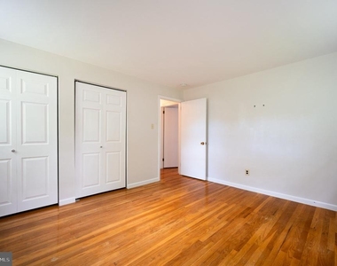 2409 Sweetbriar Road - Photo Thumbnail 13