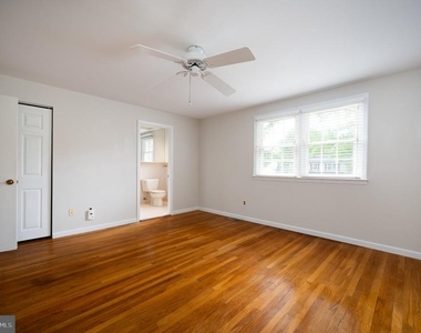 2409 Sweetbriar Road - Photo Thumbnail 10