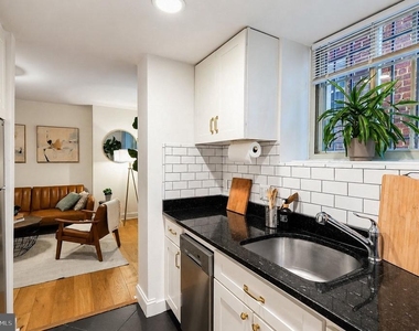 718 Park Road Nw - Photo Thumbnail 3