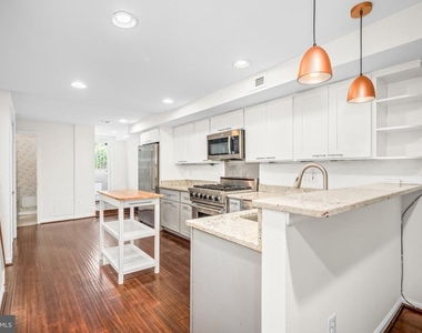 481 Ridge Street Nw - Photo Thumbnail 5