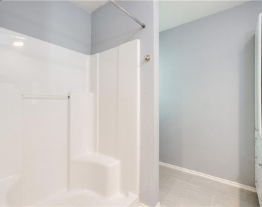 12102 Missel Thrush Ct - Photo Thumbnail 25
