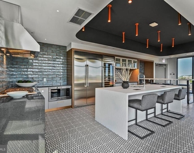 950 3rd Street Nw - Photo Thumbnail 17