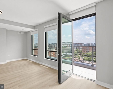 950 3rd Street Nw - Photo Thumbnail 5
