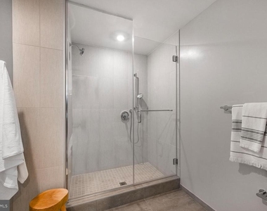 950 3rd Street Nw - Photo Thumbnail 12