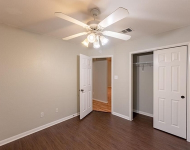 157 Redwood Dr - Photo Thumbnail 16