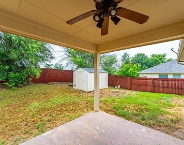 157 Redwood Dr - Photo Thumbnail 20