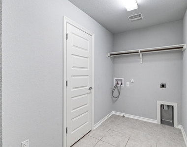 9010 Palmito Dr - Photo Thumbnail 28