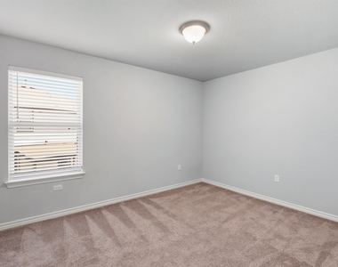 9010 Palmito Dr - Photo Thumbnail 27