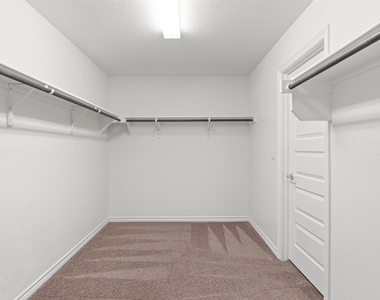 9010 Palmito Dr - Photo Thumbnail 24