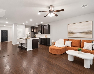 9010 Palmito Dr - Photo Thumbnail 5