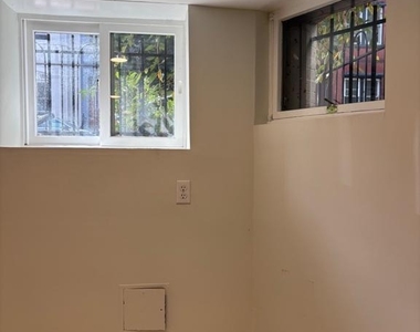 1335 Wallach Place Nw - Photo Thumbnail 17
