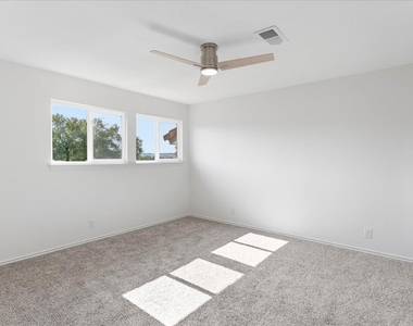 2217 Onion Creek Pkwy - Photo Thumbnail 19