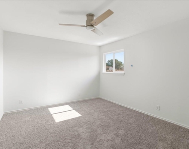 2217 Onion Creek Pkwy - Photo Thumbnail 18
