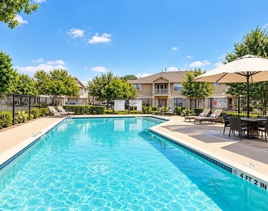 9201 Brodie Ln - Photo Thumbnail 20