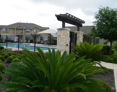 9201 Brodie Ln - Photo Thumbnail 21