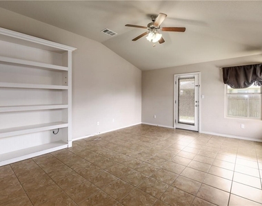 18736 Mangan Way - Photo Thumbnail 8