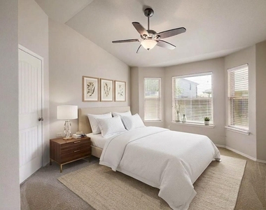 18736 Mangan Way - Photo Thumbnail 5
