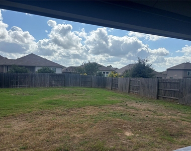 330 Algaroba Loop - Photo Thumbnail 15