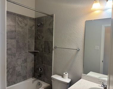 330 Algaroba Loop - Photo Thumbnail 12