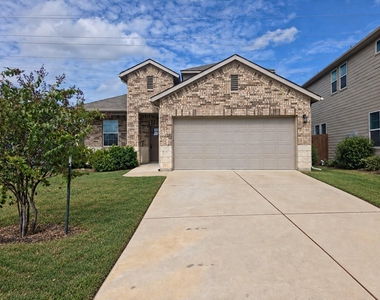 309 Naset Dr - Photo Thumbnail 2