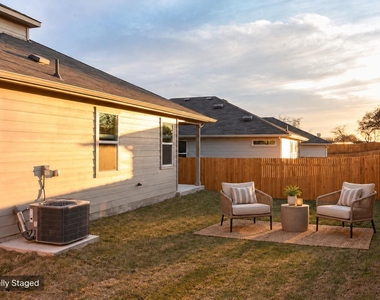 309 Naset Dr - Photo Thumbnail 17