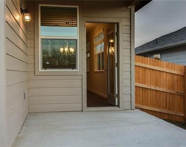 309 Naset Dr - Photo Thumbnail 19