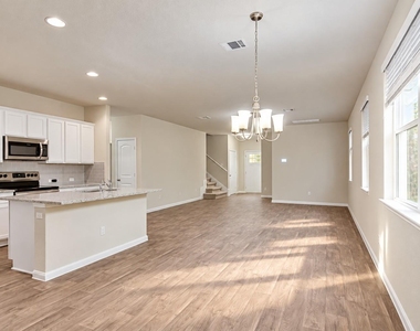 309 Naset Dr - Photo Thumbnail 1