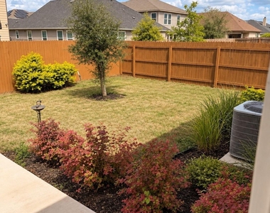 412 Sunrise Park - Photo Thumbnail 12