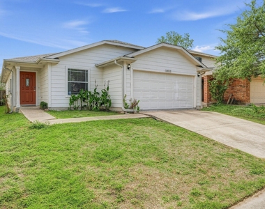 7417 Cayenne Ln - Photo Thumbnail 1