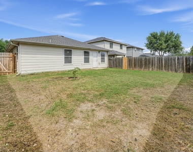7417 Cayenne Ln - Photo Thumbnail 34