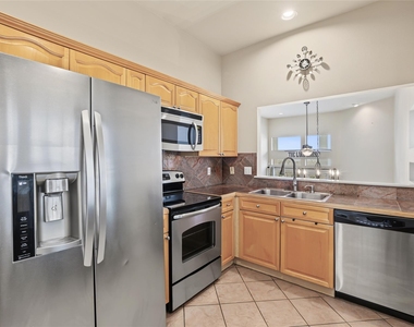 2918 Ranch Road 620 N - Photo Thumbnail 6