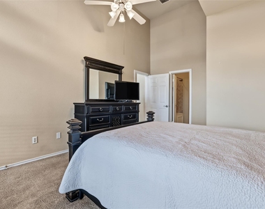 2918 Ranch Road 620 N - Photo Thumbnail 16