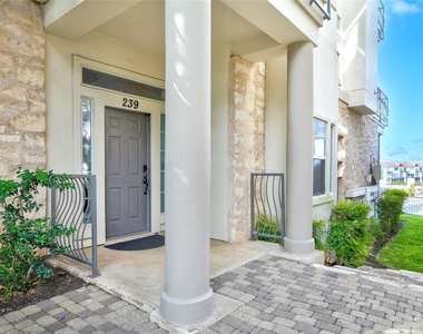 2918 Ranch Road 620 N - Photo Thumbnail 1