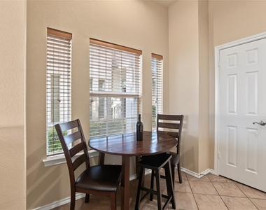 2918 Ranch Road 620 N - Photo Thumbnail 7