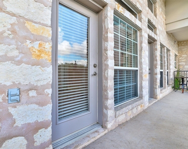 2918 Ranch Road 620 N - Photo Thumbnail 29