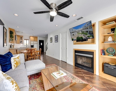 2605 Enfield Rd - Photo Thumbnail 8