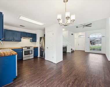 2627 Claudia Dr - Photo Thumbnail 2
