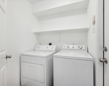 2627 Claudia Dr - Photo Thumbnail 27