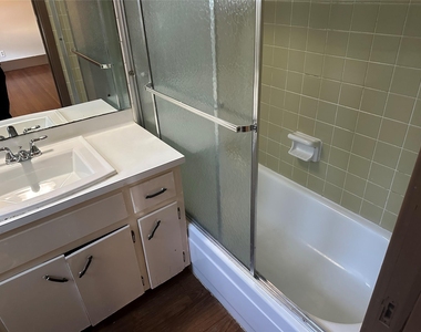 610 W Odell St - Photo Thumbnail 7