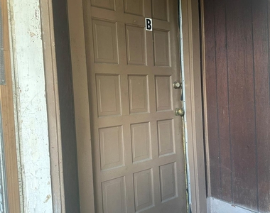 610 W Odell St - Photo Thumbnail 1