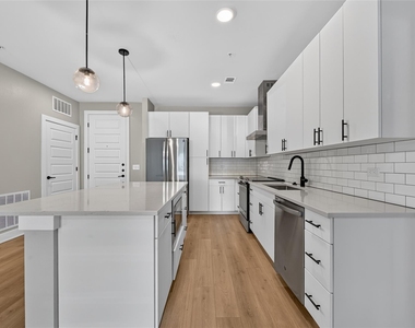 3101 Govalle Ave - Photo Thumbnail 2