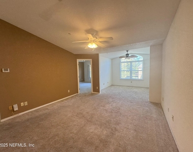 13810 Sutton Park Drive N - Photo Thumbnail 1