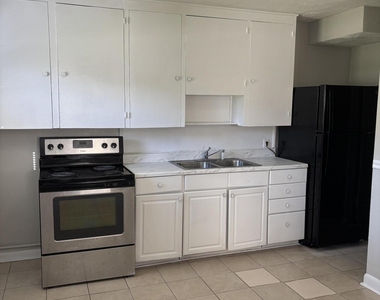 5147 107th Street - Photo Thumbnail 16
