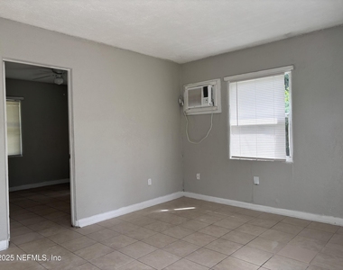 5147 107th Street - Photo Thumbnail 4