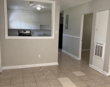 5147 107th Street - Photo Thumbnail 14