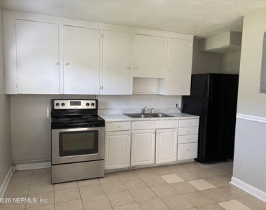 5147 107th Street - Photo Thumbnail 17