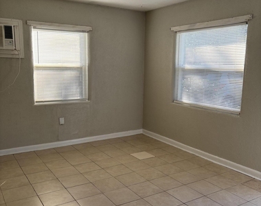 5147 107th Street - Photo Thumbnail 18