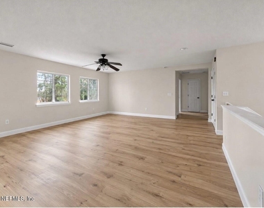 12337 Cardinal Creek Drive - Photo Thumbnail 16