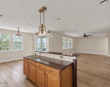 12337 Cardinal Creek Drive - Photo Thumbnail 5