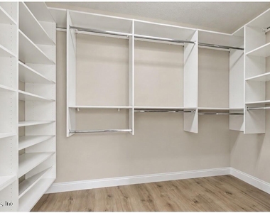 12337 Cardinal Creek Drive - Photo Thumbnail 25